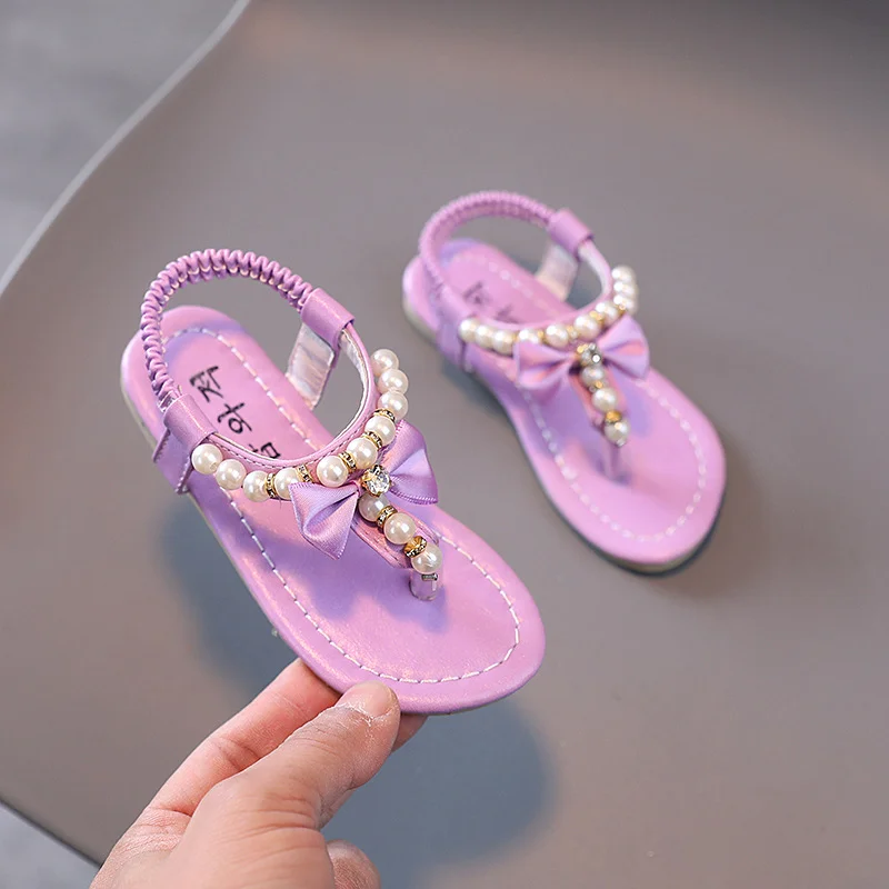 

2023 Summer New Little Girls' Sandals Fashion Soft Soles Big Kids Princess Shoes Non-slip Beaded Pinch Toe Beach Sandals