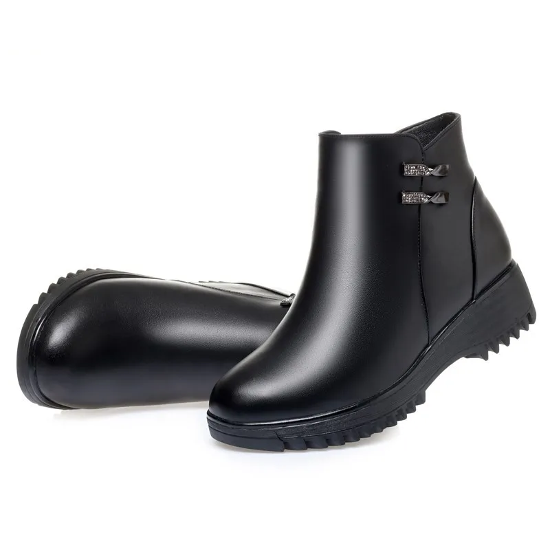 AIYUQI Women Snow Boots Winter Genuine Leather Wool Thicken Warm Ladies Short Boots Non-slip Large Size Mother Boots