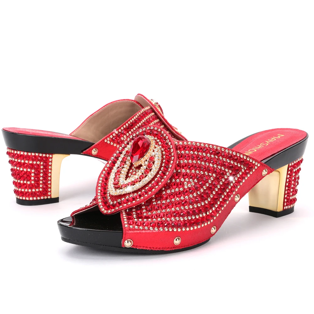 Newest Fashion Italian Women Wedding Pumps Decorated with Rhinestone Slip on Shoes for Women Nigerian Shoes Luxury Sandals Women