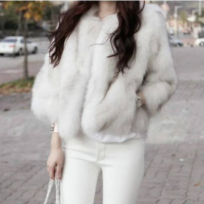 New Winter Imitate Fox Furry Coat Short Luxury Women Korean 3/4 Sleeve Thick Faux Fur Jacket Female Fashion Outerwear Plush Coat