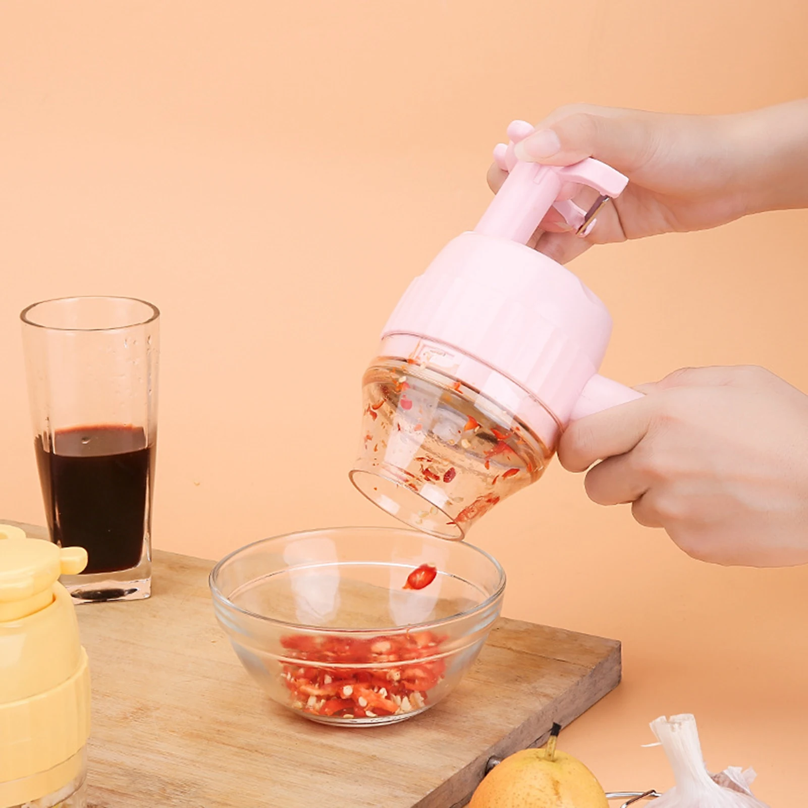 

Ручной измельчитель чеснока, измельчитель еды с овощечисткой и щеткой для очистки, дизайн для домашнего кухонного инструмента