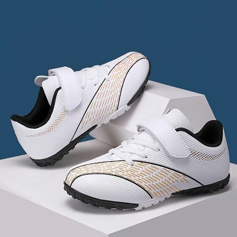 New Kid's Breathable Anti-slip Cleat Lightweight Durable Softness Sneakers For Outdoor Running Training