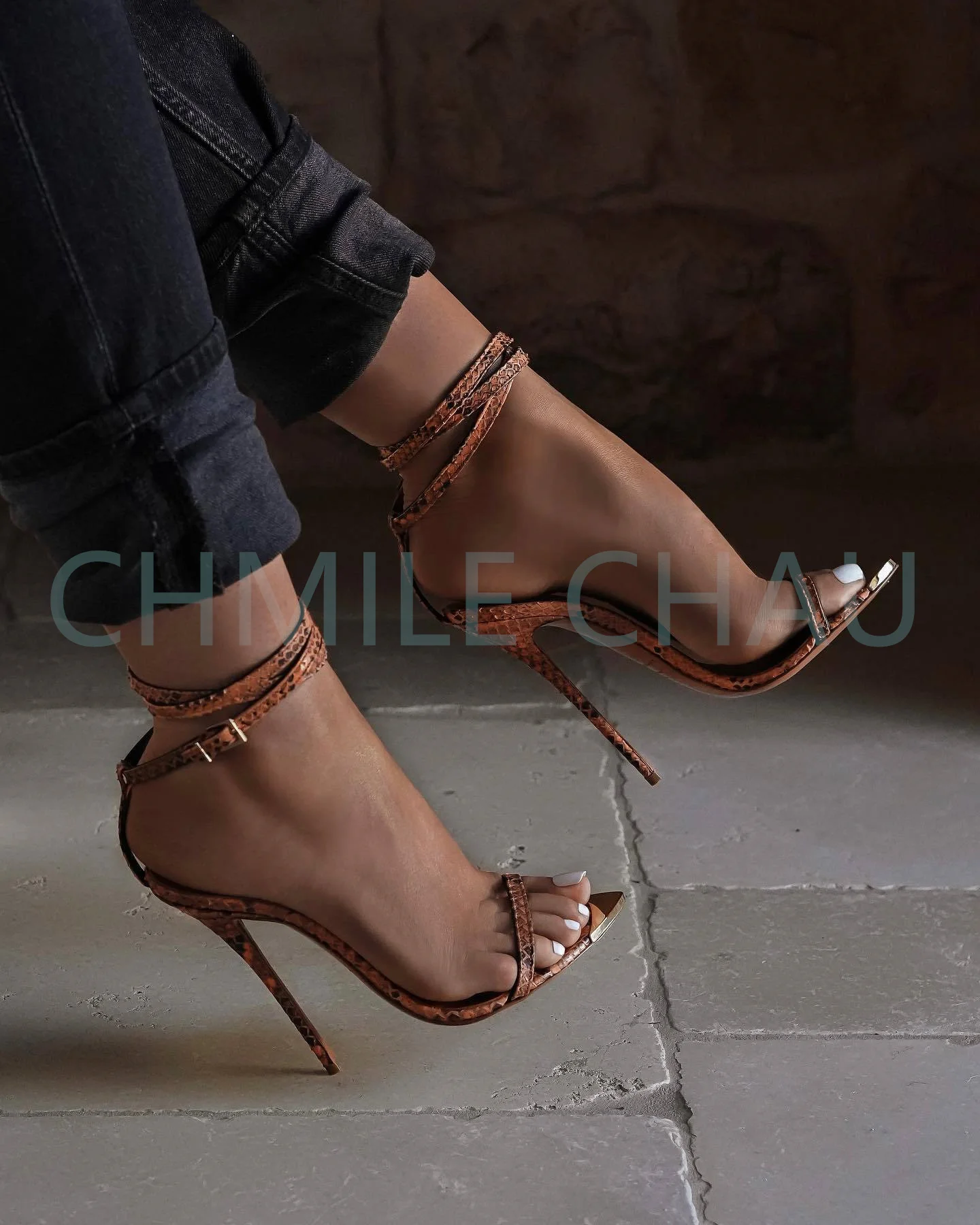 High Quality Sandal Woman Summer 2023 New Pointed Toe Ankle Strap Snake Thin High Heel Sexy Stiletto Lady Designer Shoe 2-CHC-32