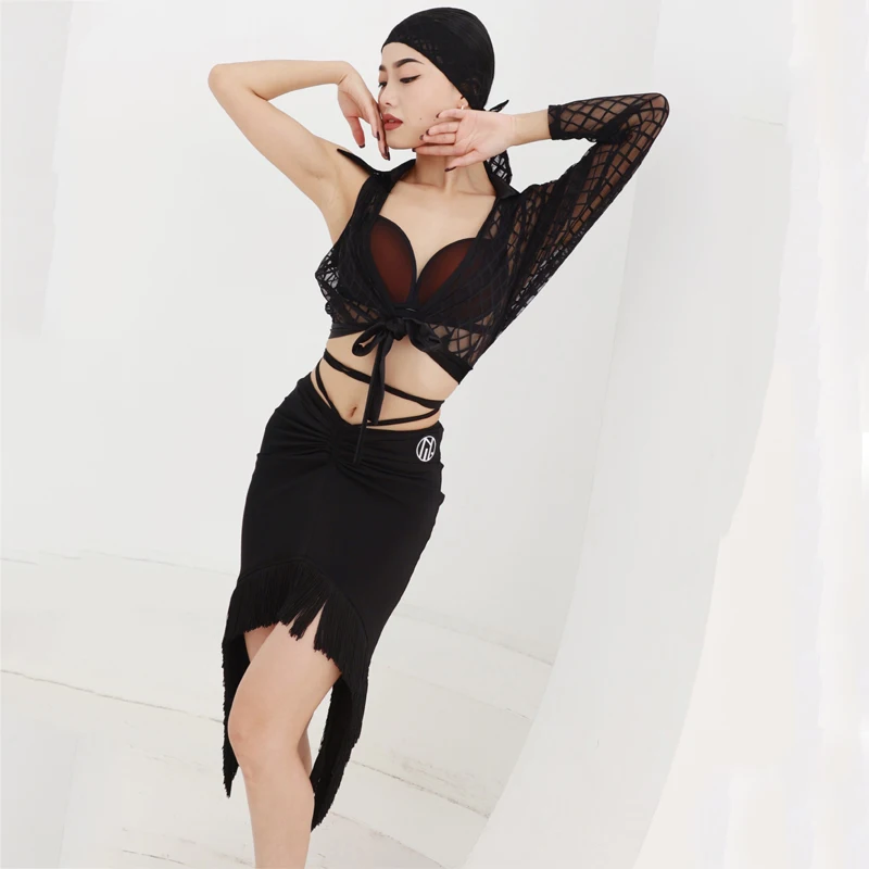 

Женские костюмы для латиноамериканских танцев, одежда для соревнований, черный сетчатый топ на одно плечо с V-образным вырезом, юбка с асимм...