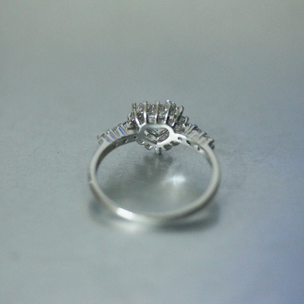Женское Модное Кольцо Iced Out Bling CZ В Форме Сердца Серебряное Обручальное Ювелирное