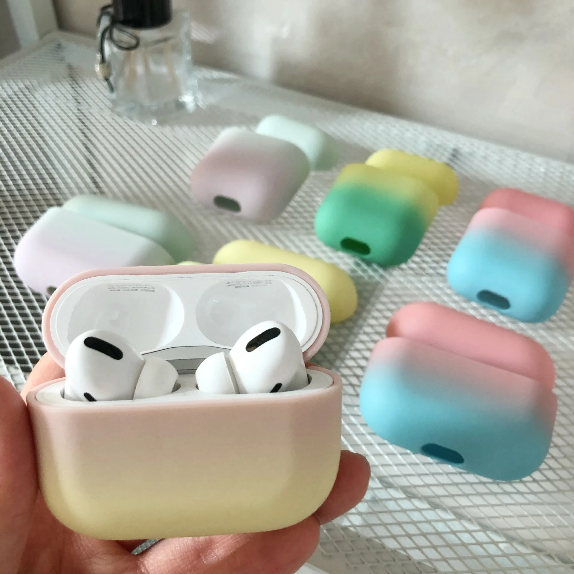 

Simple Gradient Color Applicable Airpods Protective Case Pc Hard Shell Apple Bluetooth Headset Cover AirPods Protective Case