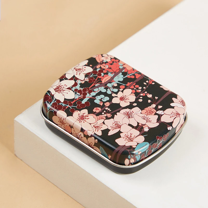 

Металлическая прямоугольная коробка для подарков