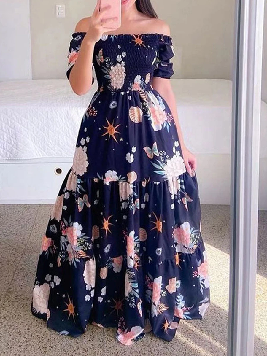 

Летнее женское платье с длинным рукавом и вышивкой