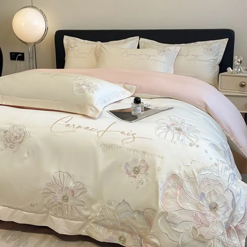 

Комплект постельного белья из хлопка 4 предмета