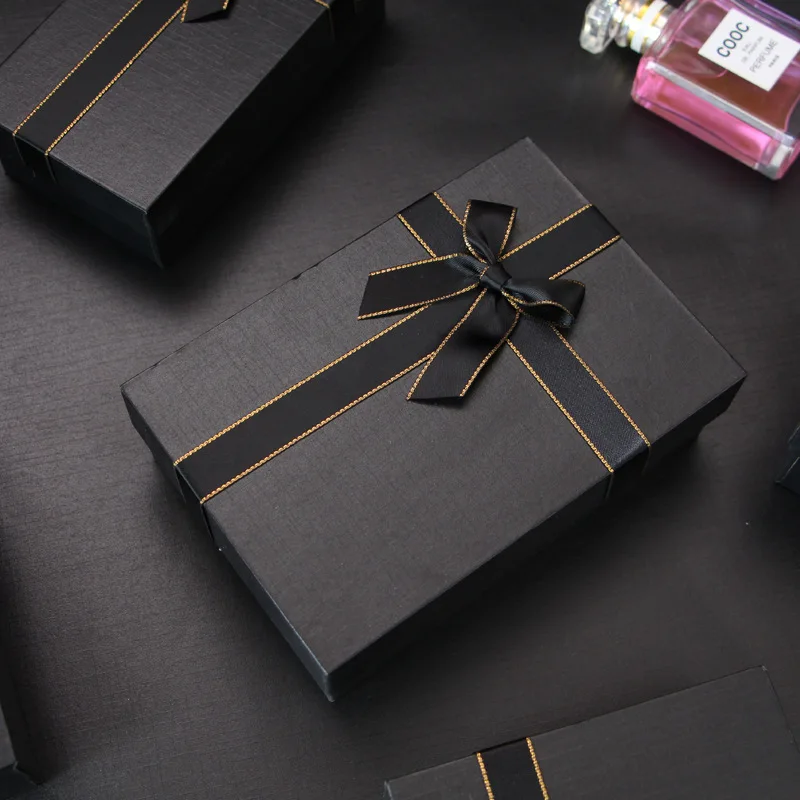 

2pcs Gift Box Birthday Party Boxes for Gifts Wedding & Banquet Party Packaging Box Engagement Candy Box Cardboard Box Carton