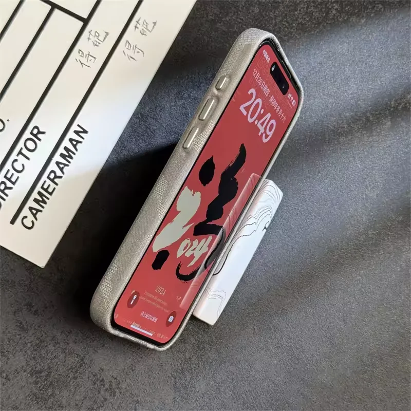 Фото Фланелевый чехол MagSafe с беспроводной зарядкой для iPhone 16, 14, 15, 13, 12 Pro Max, защитный чехол из сплава, жесткий чехол из камуфляжной ткани №3