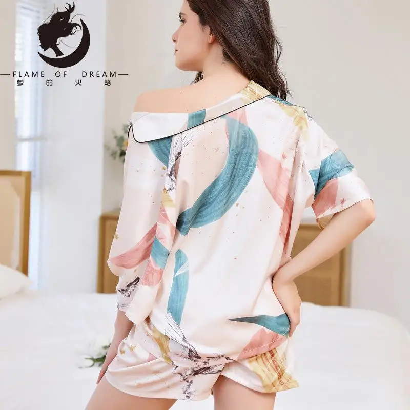 Flame Of Dream 2022 Summer New Ice Silk Pajamas Women's Thin Short Sleeved Shorts Two-piece Suit  Home Clothes 221572