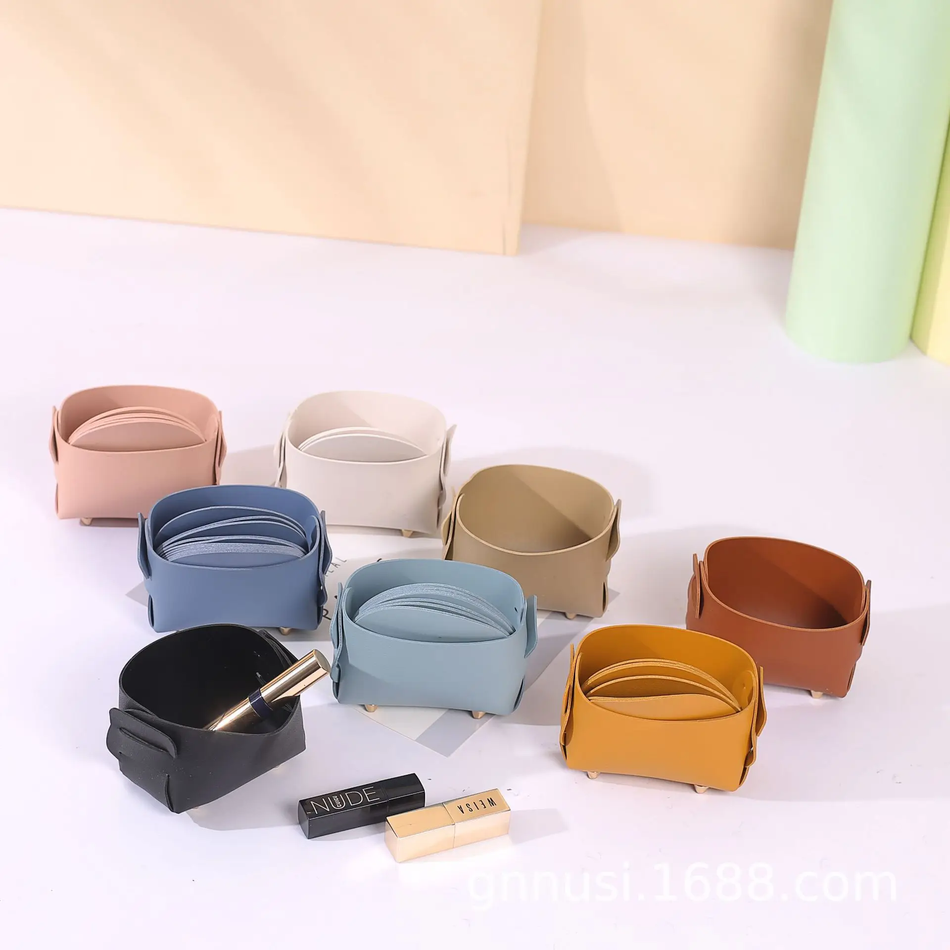 

Foldable desktop storage box leather pen holder small objects household sundries storage basket cosmetic jewelry storage basket
