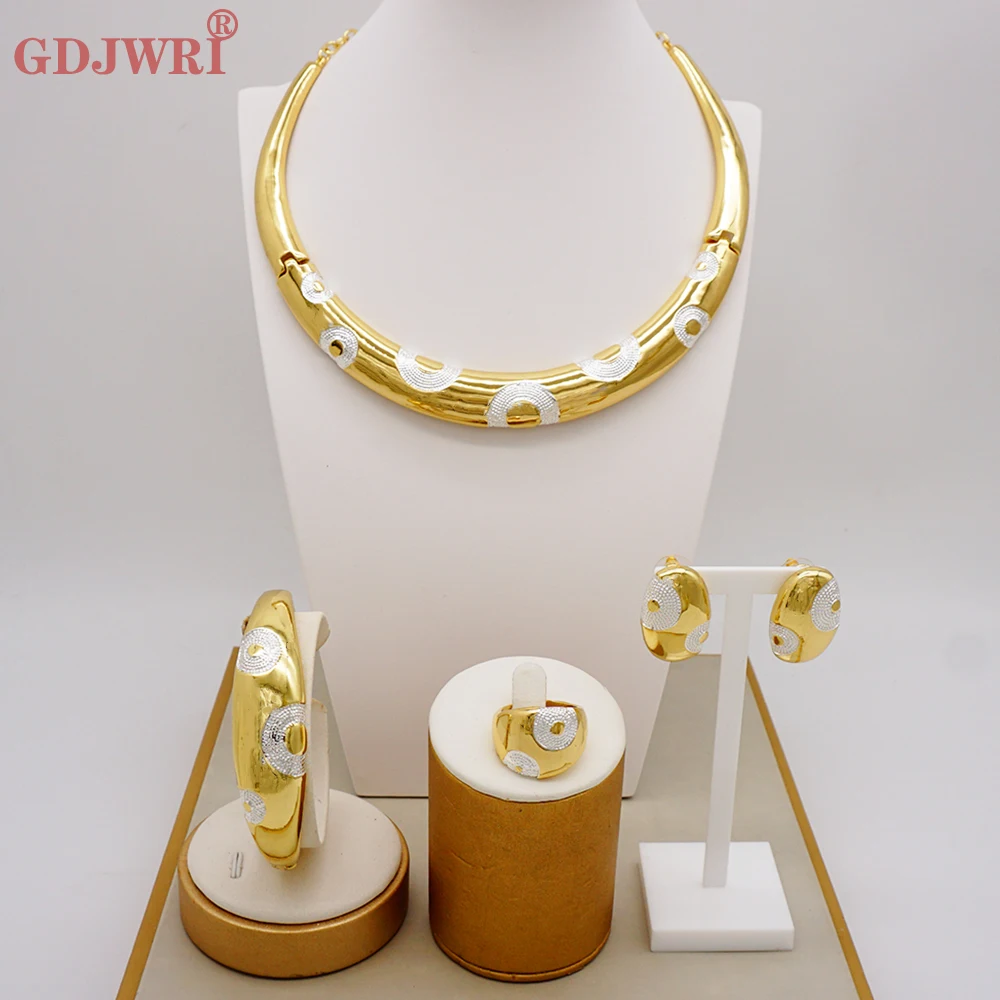 

2022 Fine African Fashion Jewelry Sets Dubai Costume Jewellery Choker Necklace Earrings Bracelet Ring For Woman Wedding Set