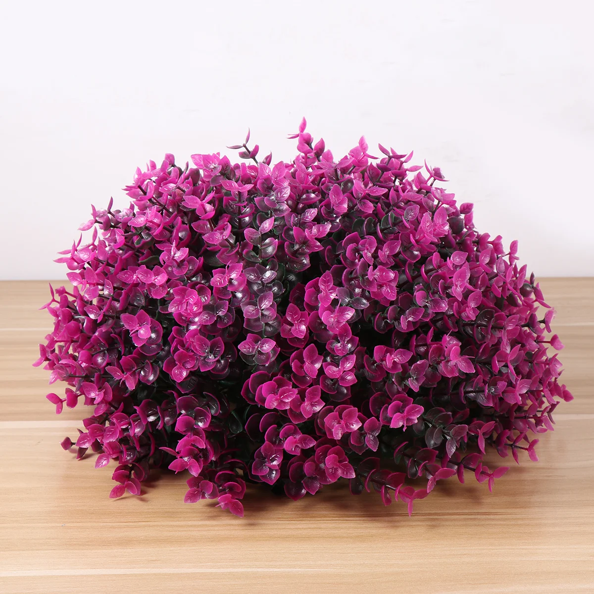 

Artificial Topiary Ornament for Garden Topiary Tree Wedding Party Hanging Wall Decoration 30cm Purple