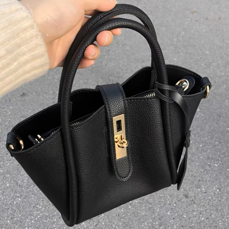 

Классическая сумка через плечо, роскошная дизайнерская женская сумочка, кошелек, новинка 2023 года, искусственная кожа, в форме ведра, компактные композитные сумки