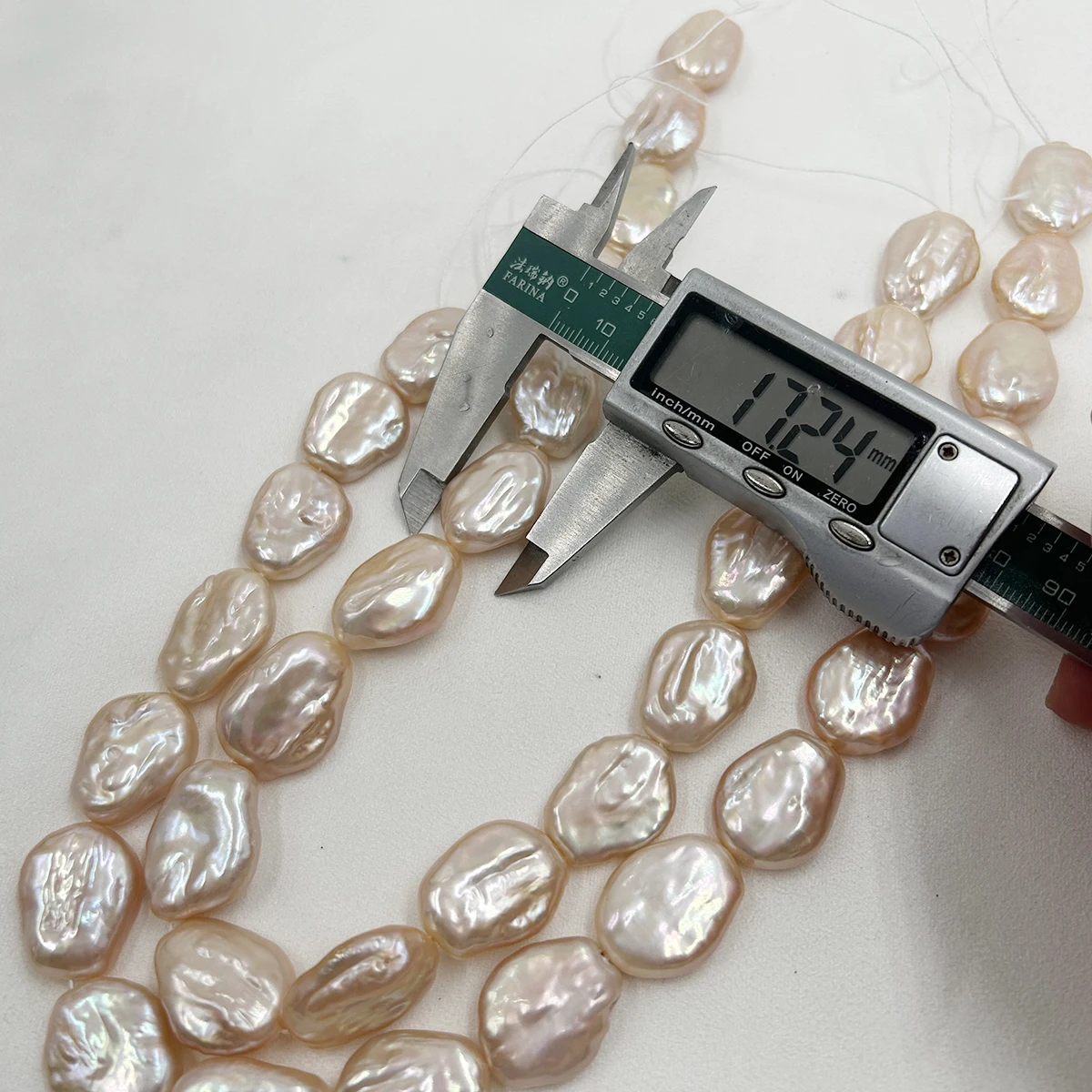 AAA Высокий блеск 16 дюймов 14-28 мм 100% натуральный пресноводный свободный жемчуг с