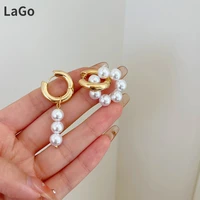 modern jewelry pearl earrings 2022 new trend popular style metallic golden plated asymmetrical drop earrings for women wholesale
