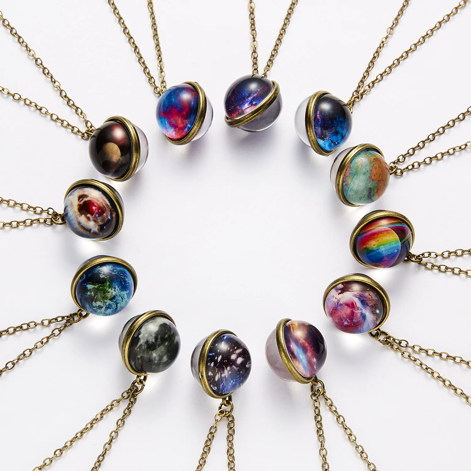 

1PC Vintage Colorful Galaxy Universe Round Pendant Necklace Glow in the Dark Glass Ball Metal Chain Choker Fashion Jewelry Gift