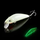 3D светящаяся приманка для ночной рыбалки, 1 шт., 7 см, 8 г, приманки в виде гольяна для окуня с тройными крючками, искусственные жесткие кренкбейты, снасть для ловли щуки и карпа