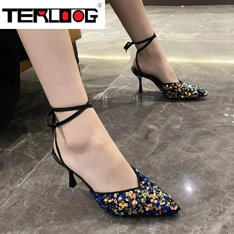 

Сандалии женские на шнуровке, заостренный носок, высокий каблук, блестящие, дизайнерские брендовые тапочки, шлепанцы, весна-лето 20222