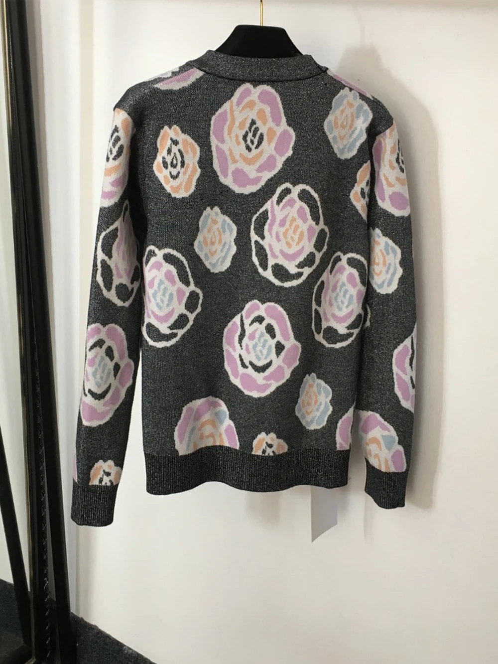 

Autumn/Winter 2023 Women Sweater Cardigan Floral Knitted V-Neck Long Sleeves Chic Outerwear Streetwear All Age