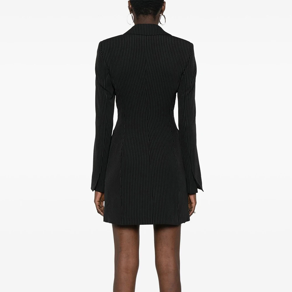 Женский блейзер в полоску TWOTWINSTYLE приталенный Блейзер с отложным воротником и