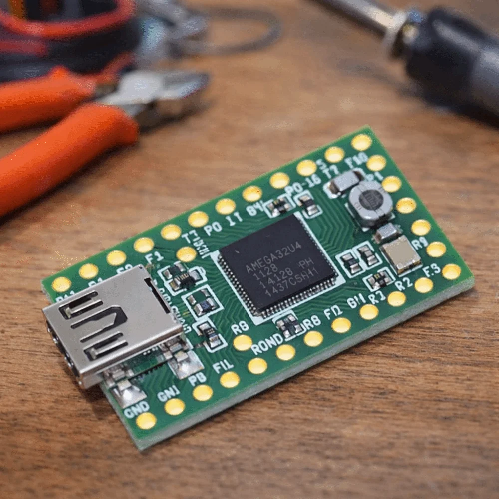 Фото Плата ISP USB 2.0 Teensy 2.0 AVR ISP Экспериментальная плата Плата разработки AVR Mega32u4 Лабораторная плата Разработка Arduino №3