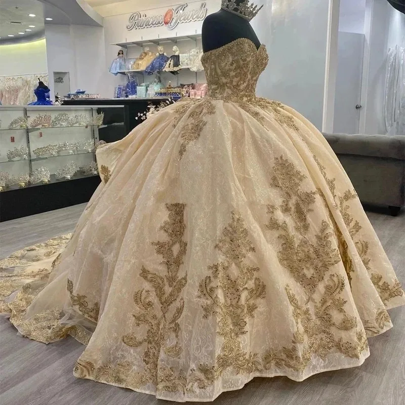 

Champagne gold Quinceanera Dresses Sequined Lace Appliques Off Shoulder Lace-up Corset Princess prom vestidos de 15 anos