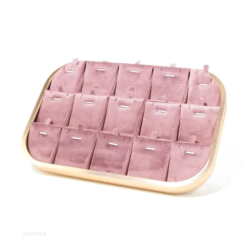 Розовый бархатный лоток для украшений