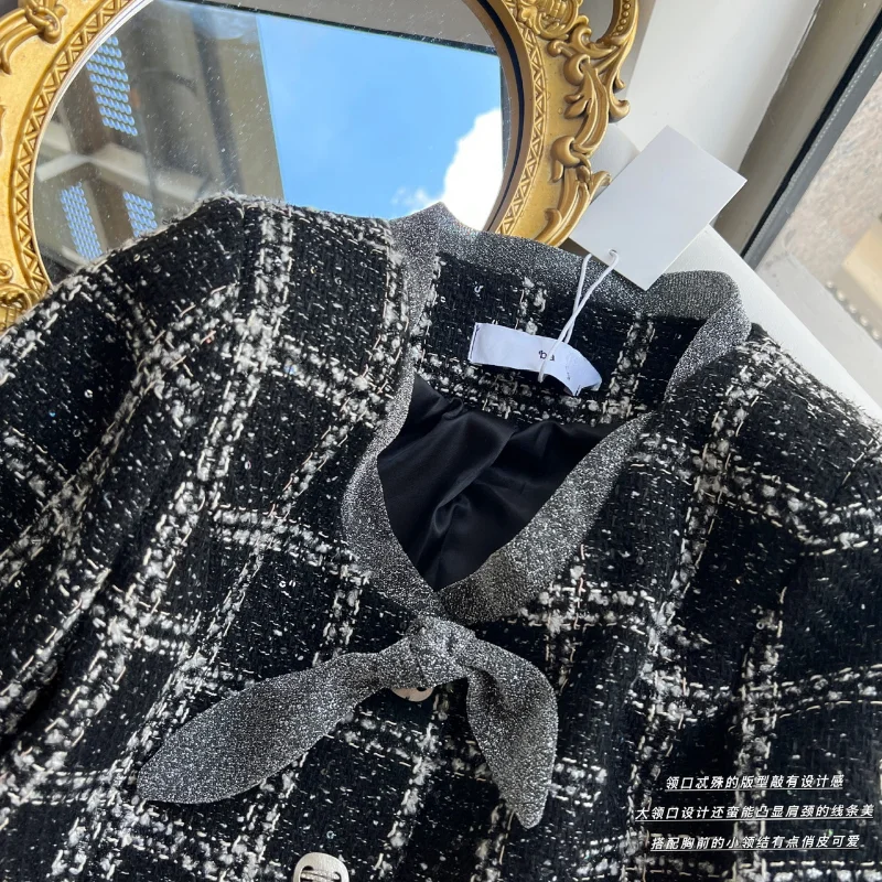 Рисунок 5 - Женская твидовая куртка в шотландскую клетку