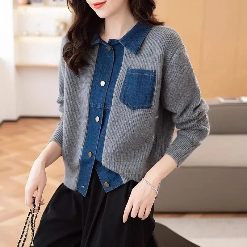 Женская джинсовая куртка с лацканами