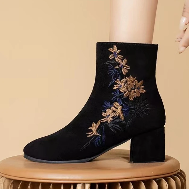 

High End Floral Embroidered Women Cotton Short Ankle Boots Ladies Casual Block Heel Pumps Shoes Female Boats Chaussure Femme