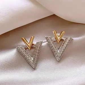 LOUIS VUITTON LOUIS VUITTON Essential V Piercings Gold Plated Used Earrings  Women LV M68513｜Product Code：2100301096714｜BRAND OFF Online Store