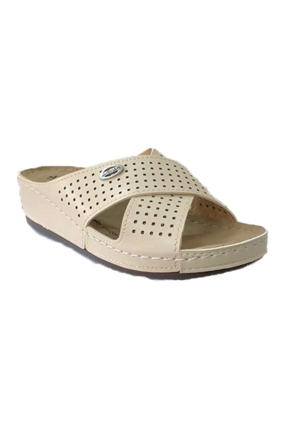 

09-379 beige Women Casual Slippers