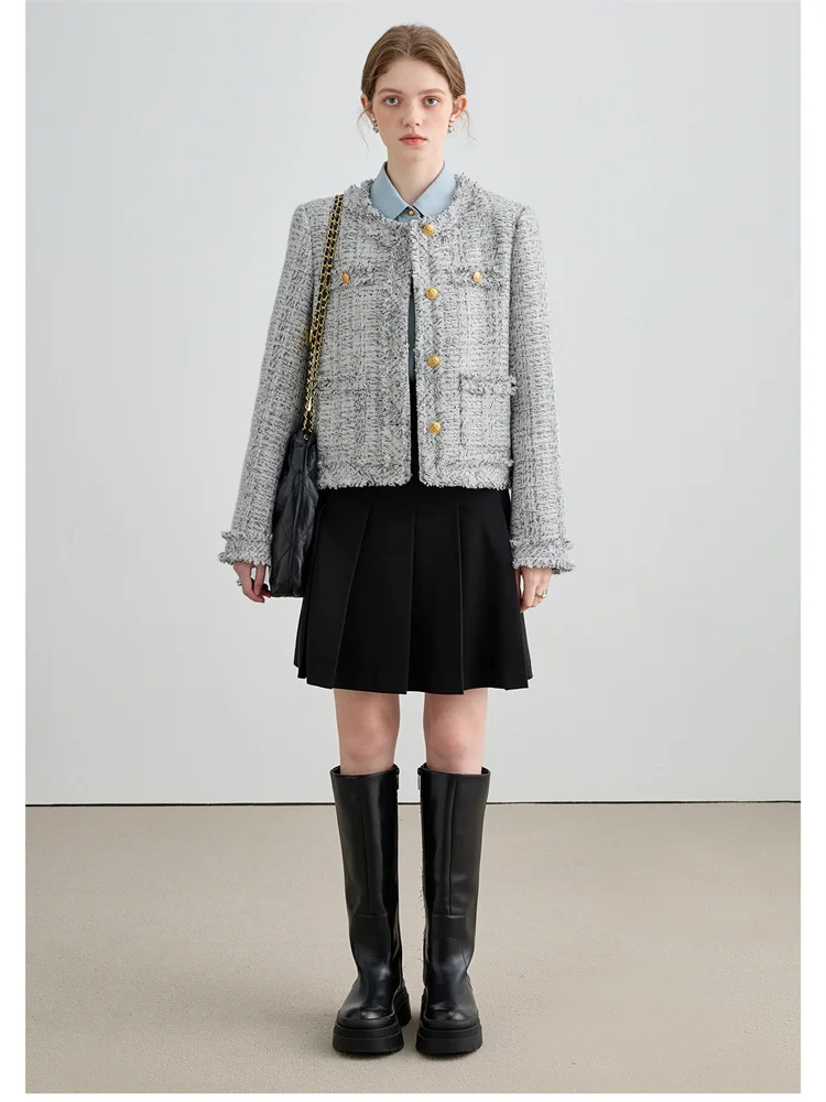 Рисунок 3 - Куртка женская шерстяная короткая с круглым вырезом