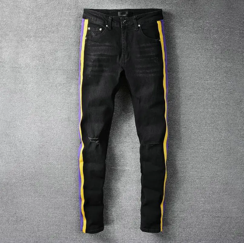 Джинсы мужские зауженные рваные модные брендовые брюки в желтую фиолетовую