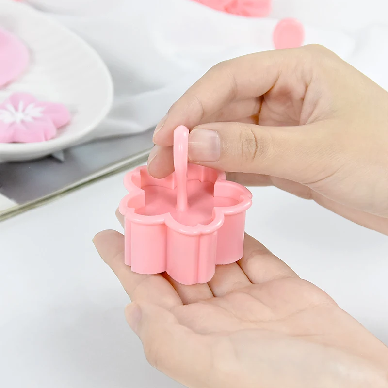 5pcs/set Sakura Cookie Mold Stamp Biscuit Cutter Pink Cherry Blossom DIY Floral Fondant Kitchen Baking Tools |