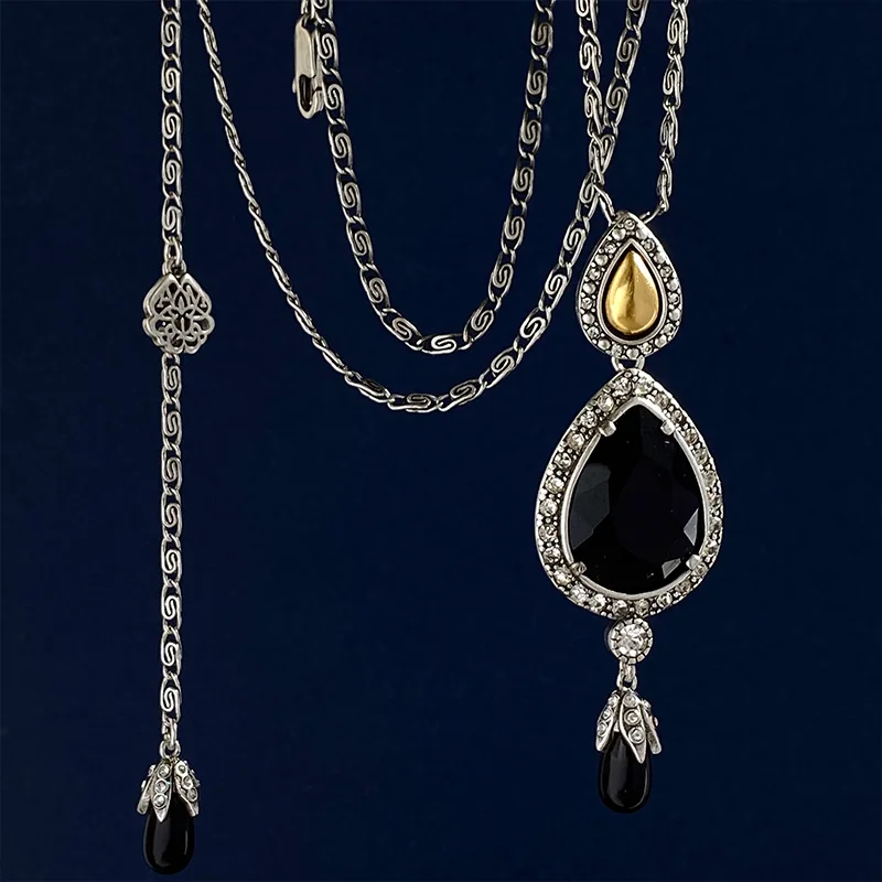 

Fashion necklace personality romantic exquisite retro palace style black glass stone drop-shaped long simple style jewelry gift
