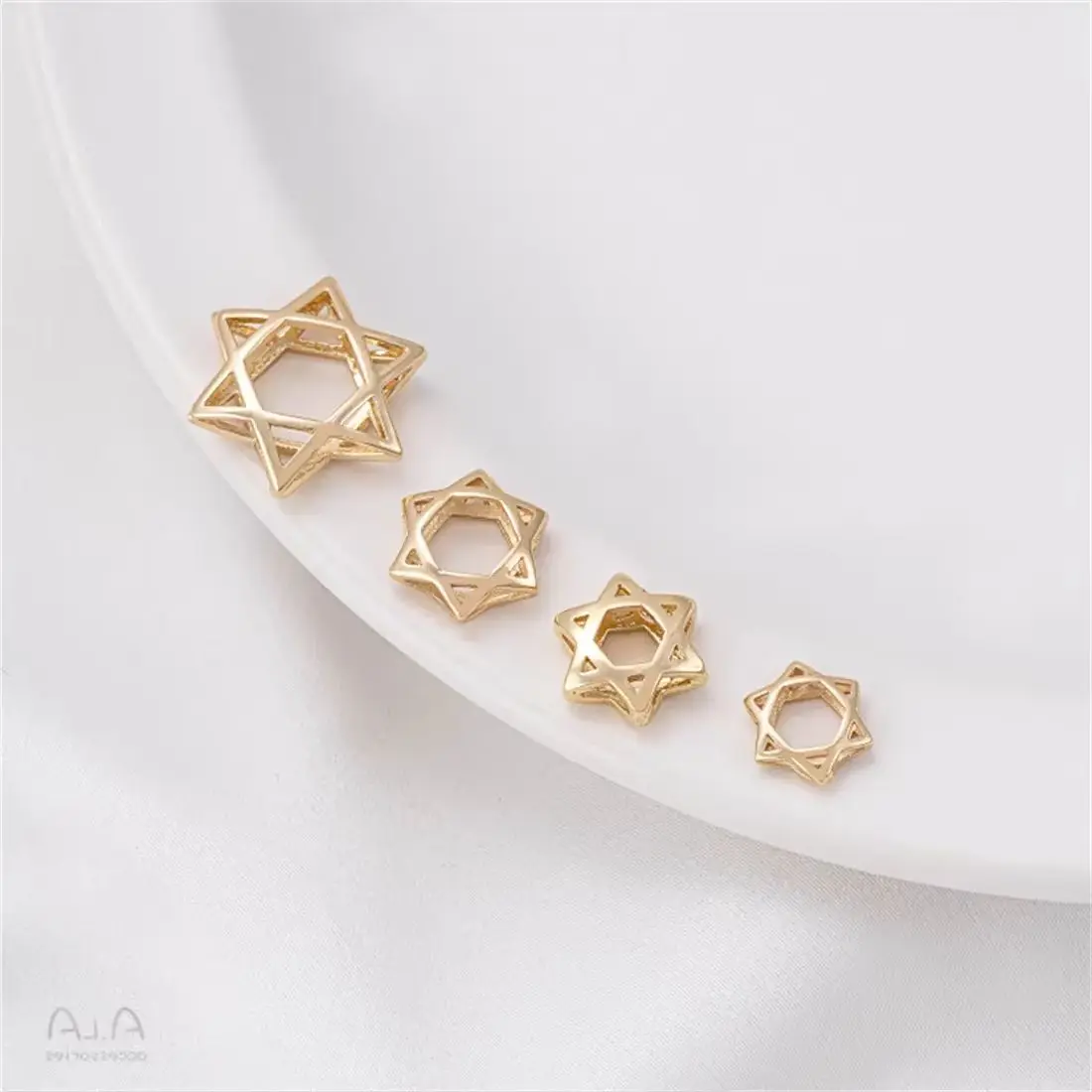 14-каратное позолоченное кольцо с шестиугольной звездой из бисера