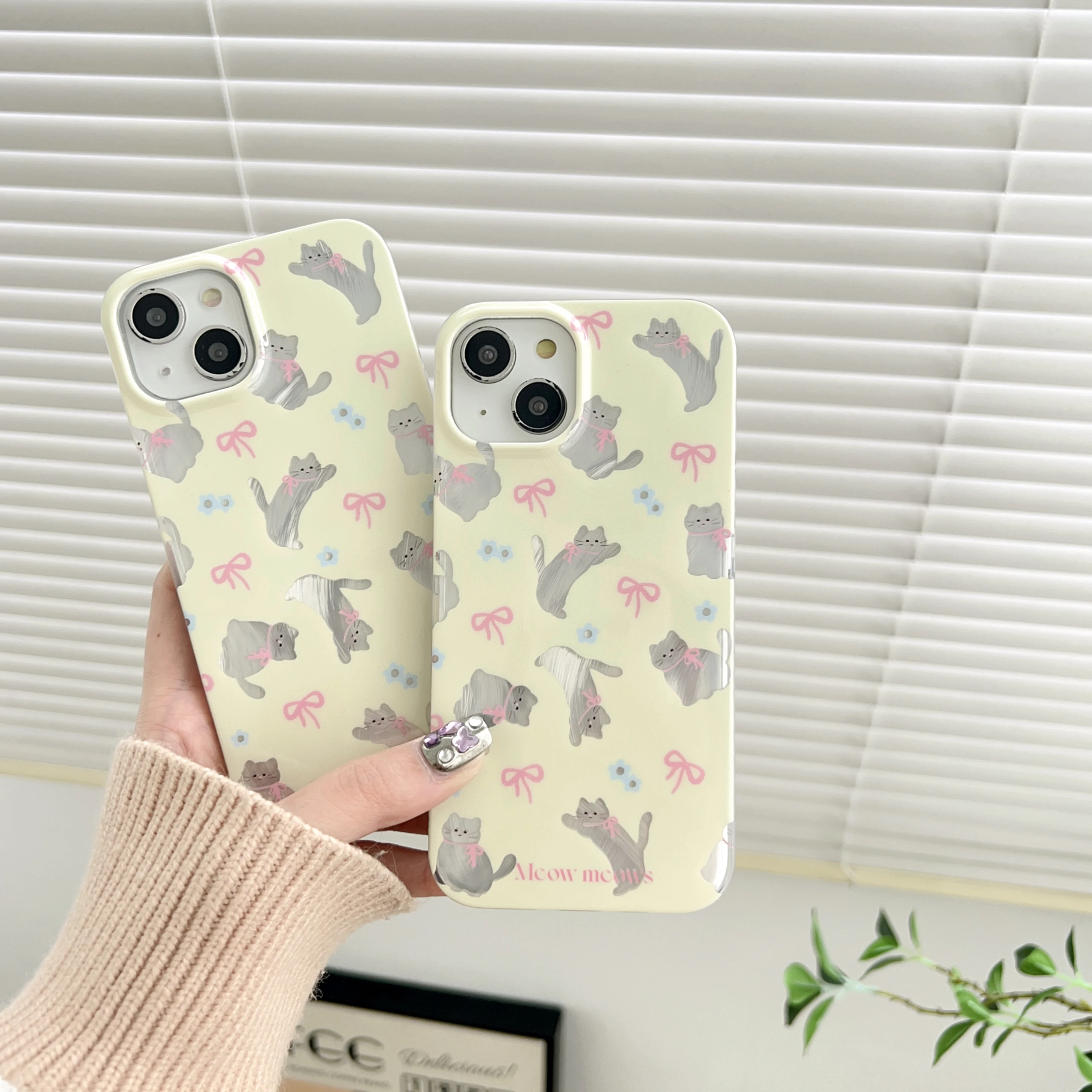 Чехол для iPhone 15 14 13 Pro Max 12 Plus с милым мультяшным котом розовым бантом лазерным