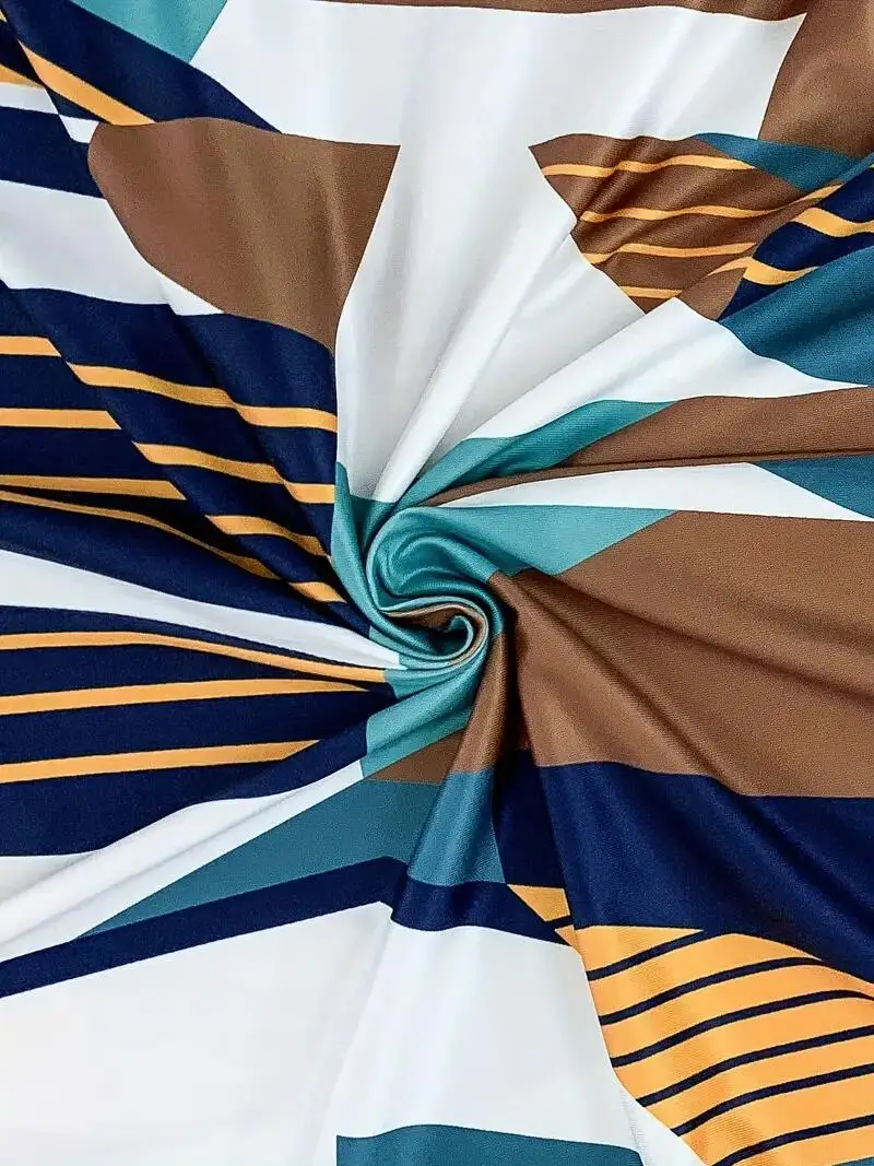 Повседневный комбинезон с геометрическим принтом и широким подолом для женщин