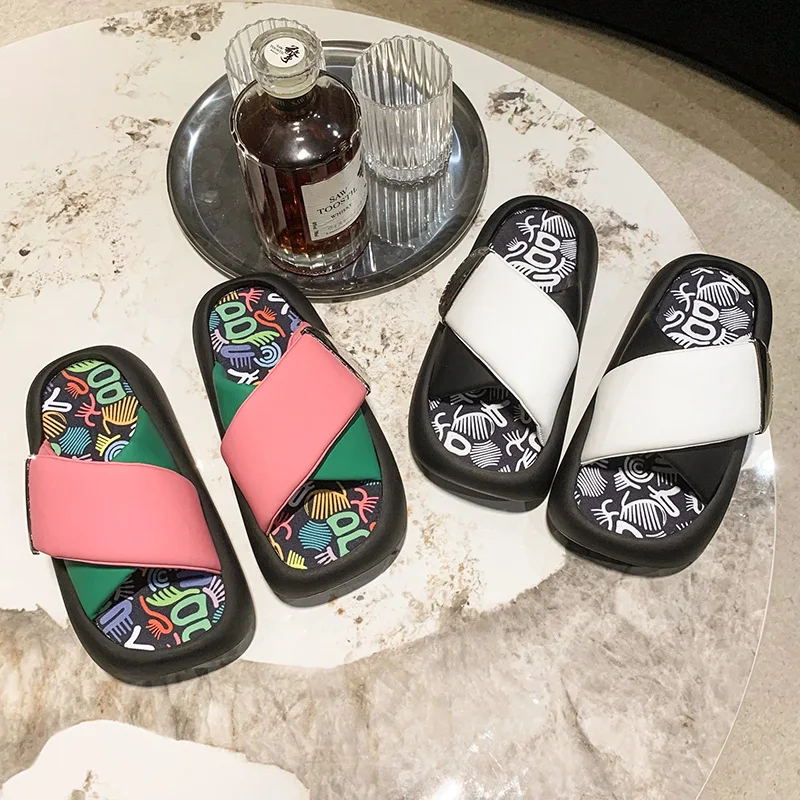 

FAFA Thick Bottom Slippers Female 2023 Summer New Muffin A Word Slippers Versatile Ladies Casual Sandal Slippers Female