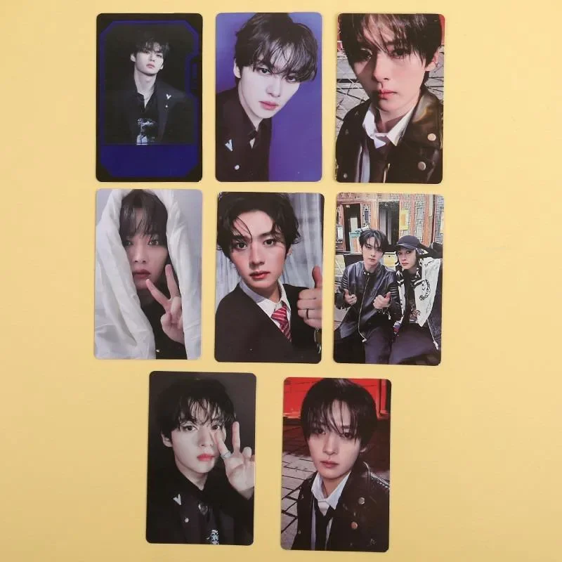 

Фотоальбом Kpop Idol BANGCHAN HYUNJIN FELIX HIPTAPE