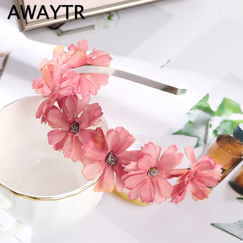 

AWAYTR Flower Crown Peach Blossom Hairband Hair Ornaments Wedding Flowers Bride Party Prom Princess Headpiece Girls Headwear
