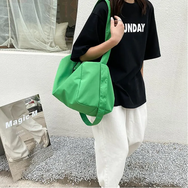 Women Gym Bag Sports Backpack Portable Hand-Held Large Capacity Short-Distance Travel Duffle Bag Yoga Training Fitness Bag