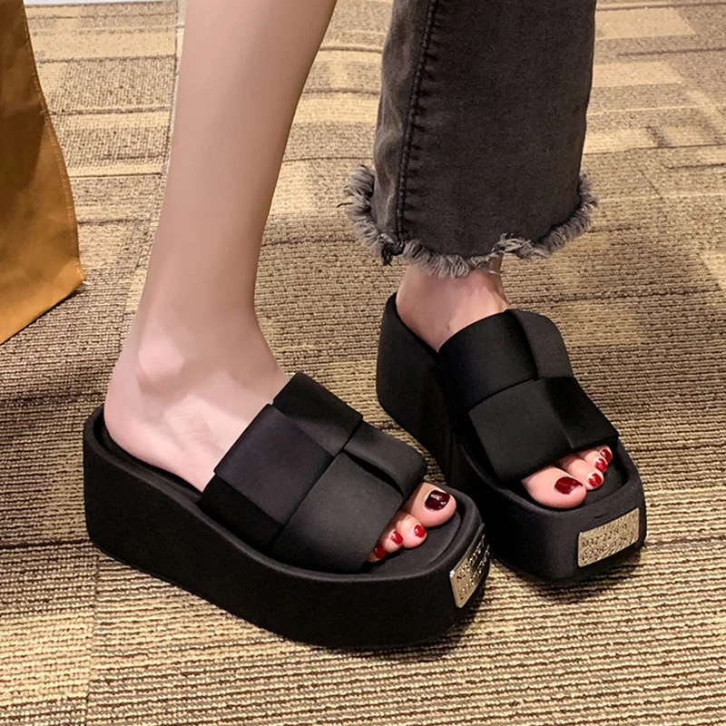 

Luxury Brand Women Thick Weave Slippers 2023 Autumn New Trend Sexy Dress Sandals High Heels Luxury Slides Party Dress Flip Flops