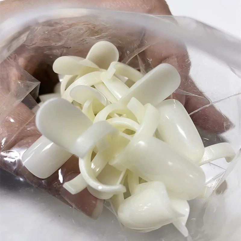 Набор из 50 карточек для демонстрации маникюрных дизайнов с кольцами, бутылочками геля и липкими наклейками для практики и показа полных ложных ногтей разных цветов и стилей.