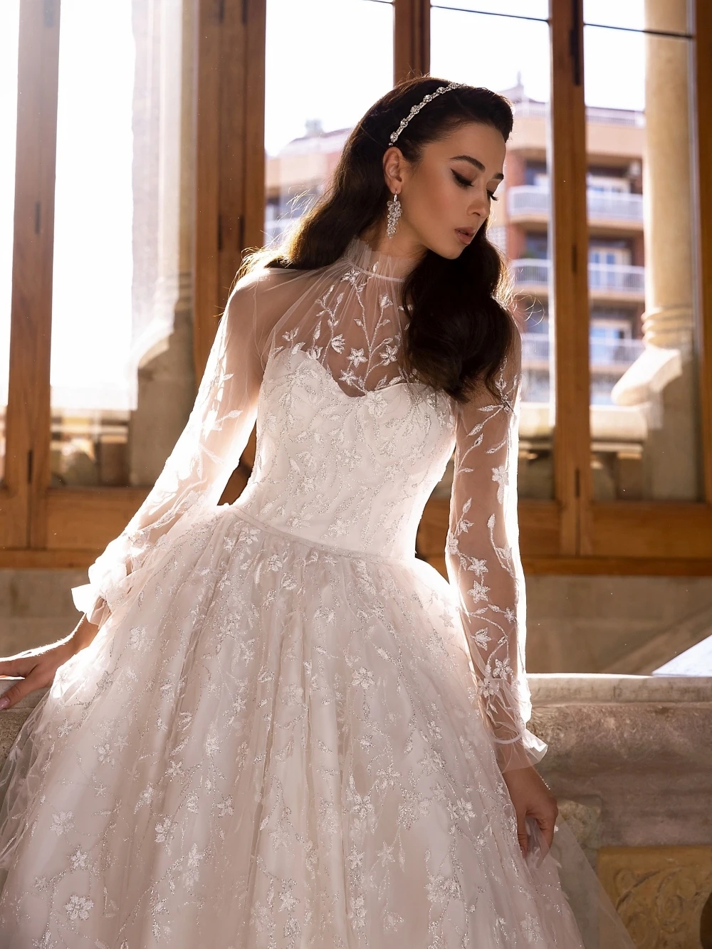 Рисунок 2 - Женское длинное свадебное платье