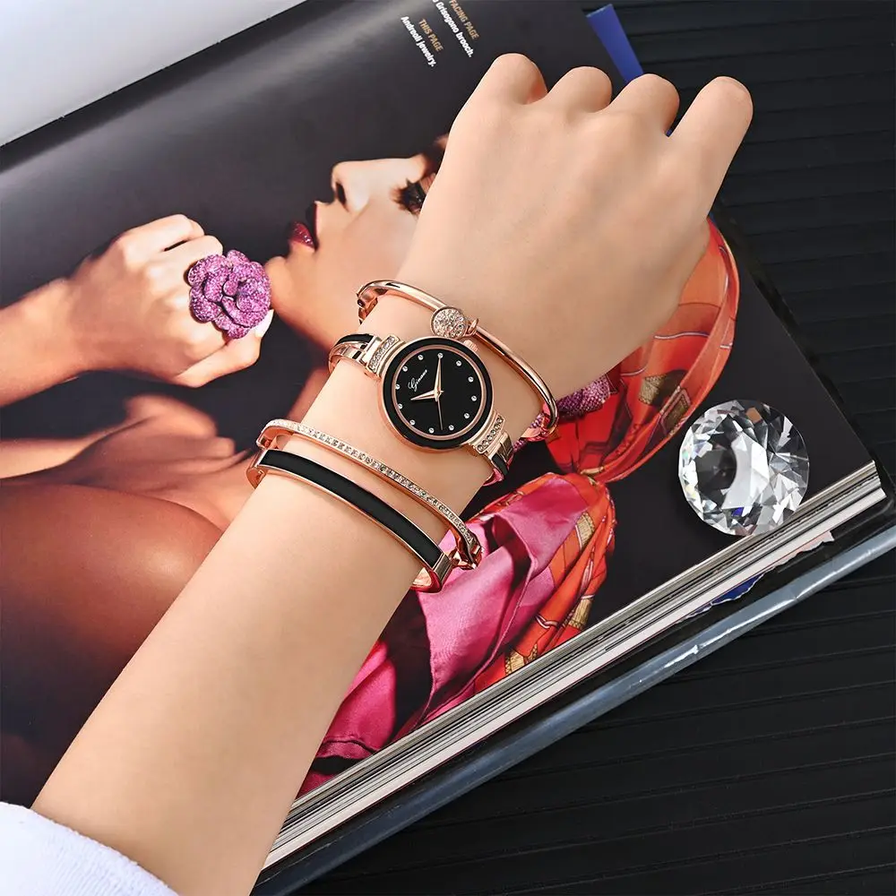 Luxury Four Piece Women's Watch Set Ladies Fashion Quartz Watch Bracelet Bracelet Set  Reloj De Mujer